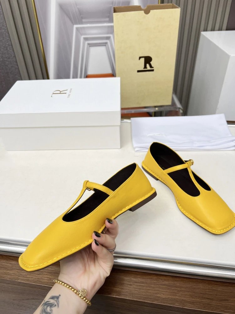The Row Mary Jane Black Leather Flat Shoes - 23