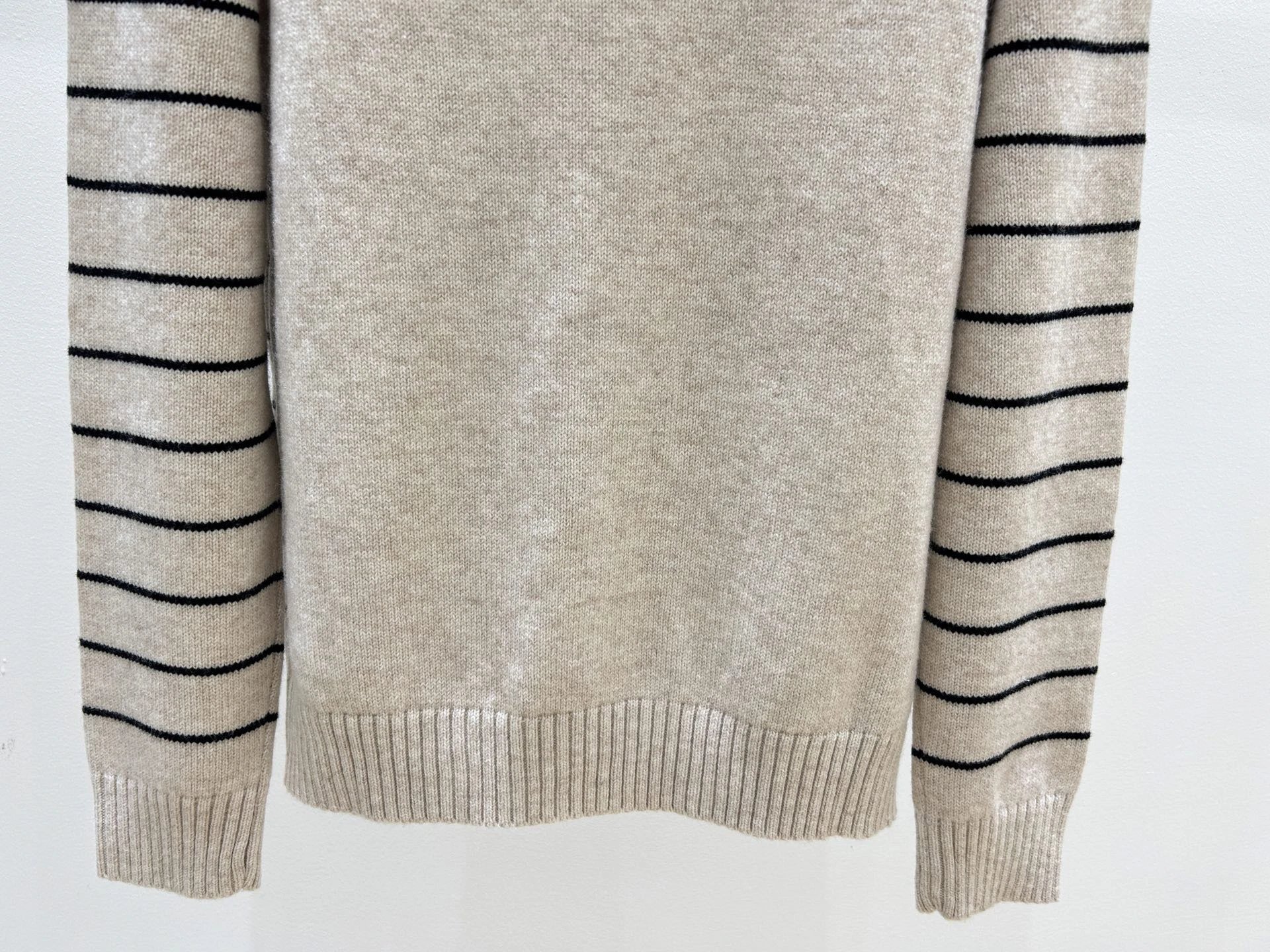 Saint Tears Striped Crewneck Sweater Beige - 16