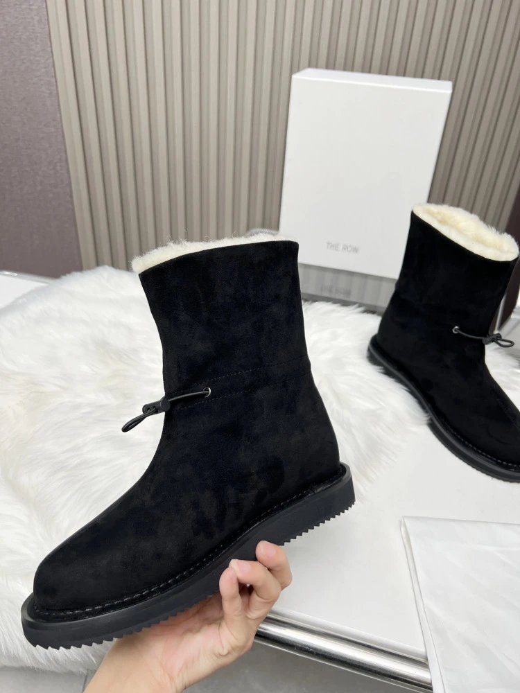 THE ROW Shearling-Lined Suede Ankle Boots Brown - 10