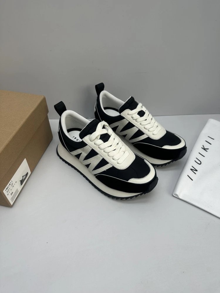 INU IKII Chunky Sneakers Black and White Sneakers