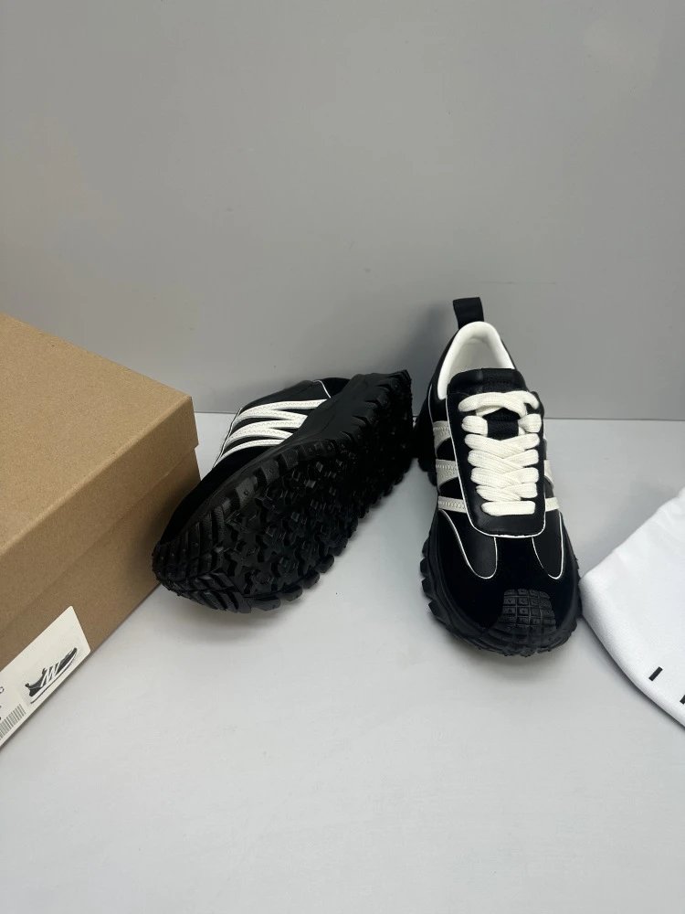 Uiki Chunky Sneakers Black and White Sneakers - 11