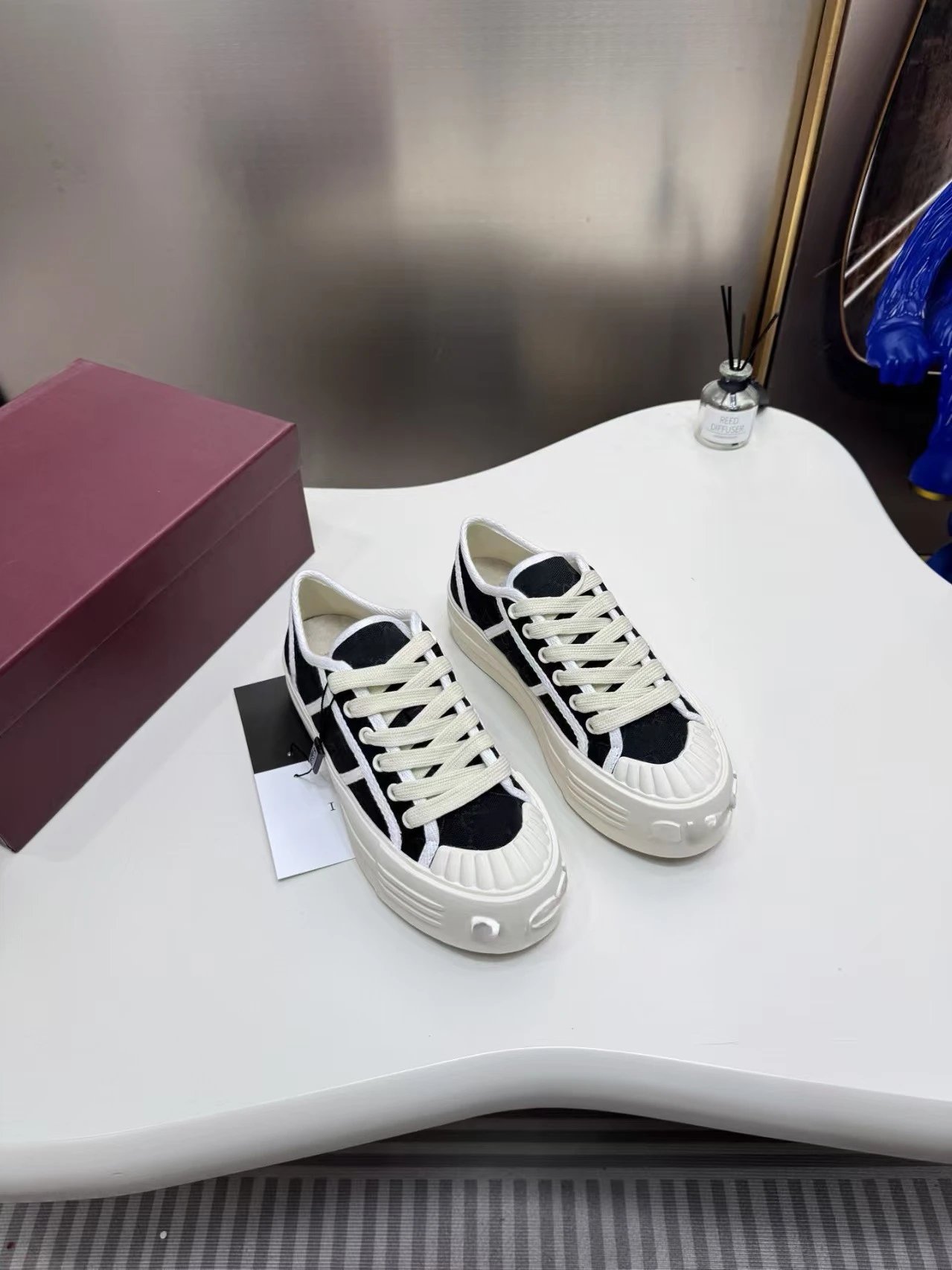 Gucci Rhyton GG Canvas Beige and White Chunky Sneakers - 3