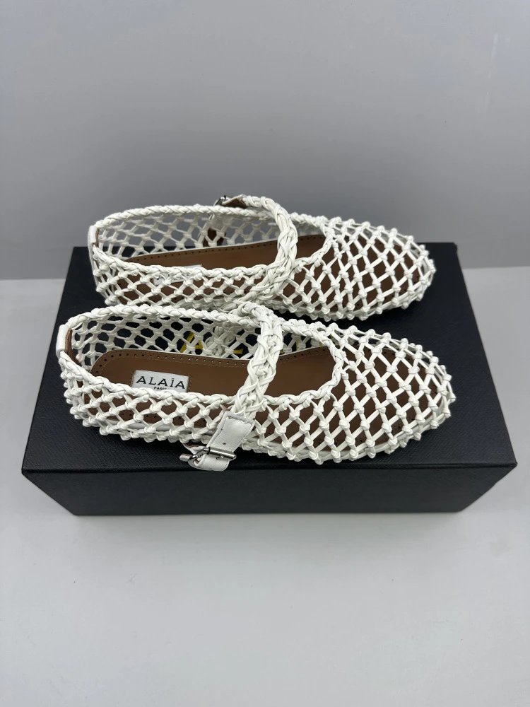 Maison Margiela Tabi Mesh Mary Janes Gold Shoes - 13