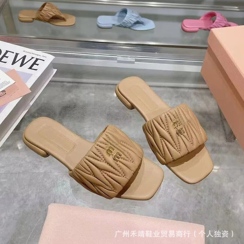 Miu Miu Matelassé Slide Pink Slippers - 10