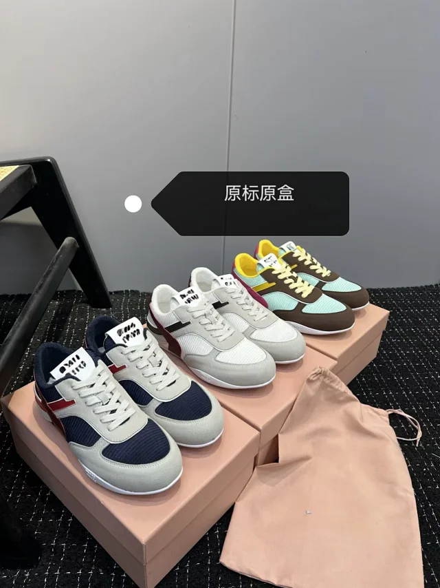 Miu Sneakers Low-Top Suede and Ribbed Textile product detail image 5