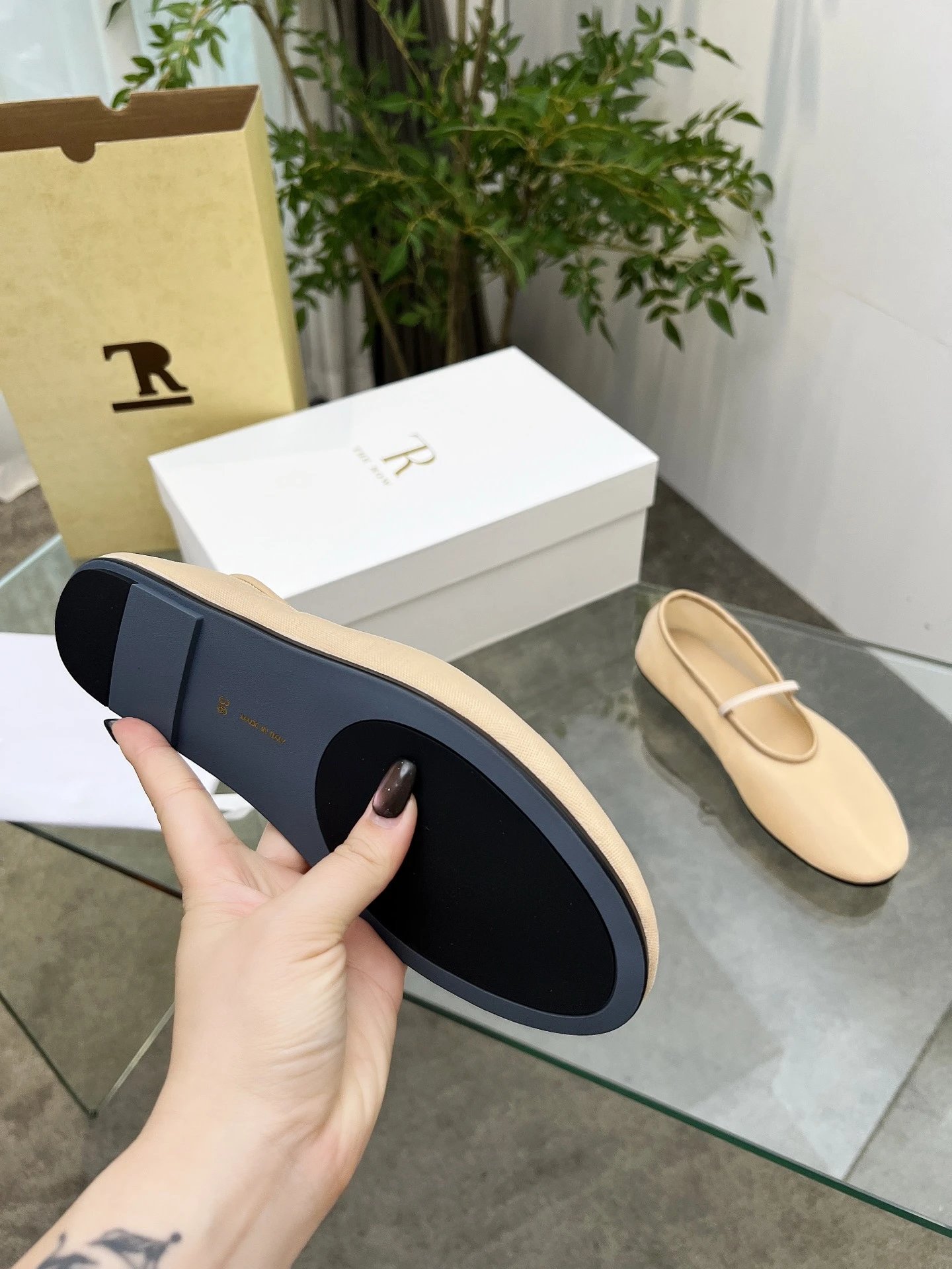 The Row Mary Jane Flat Black Shoes - 22