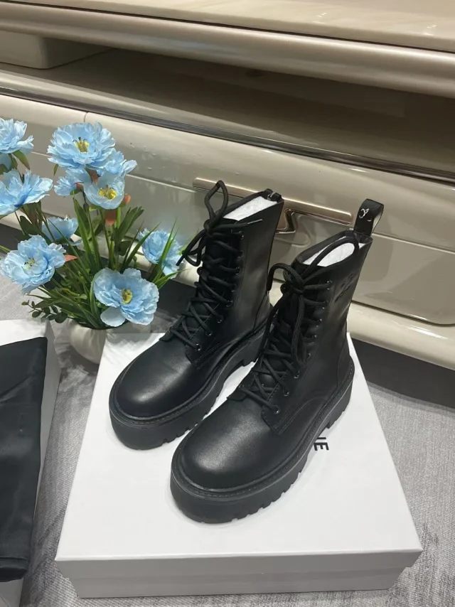 Unbranded Boots Lace-Up Ankle with Chunky Lug Soles product detail image 5
