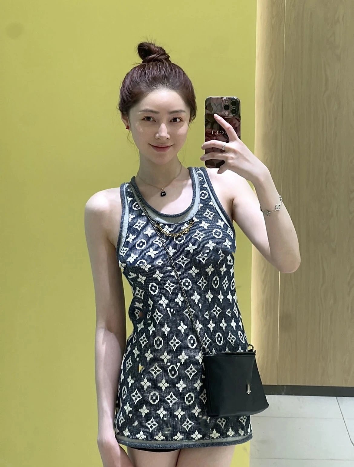 Louis Vuitton Monogram Knit T-Shirt Navy - 15