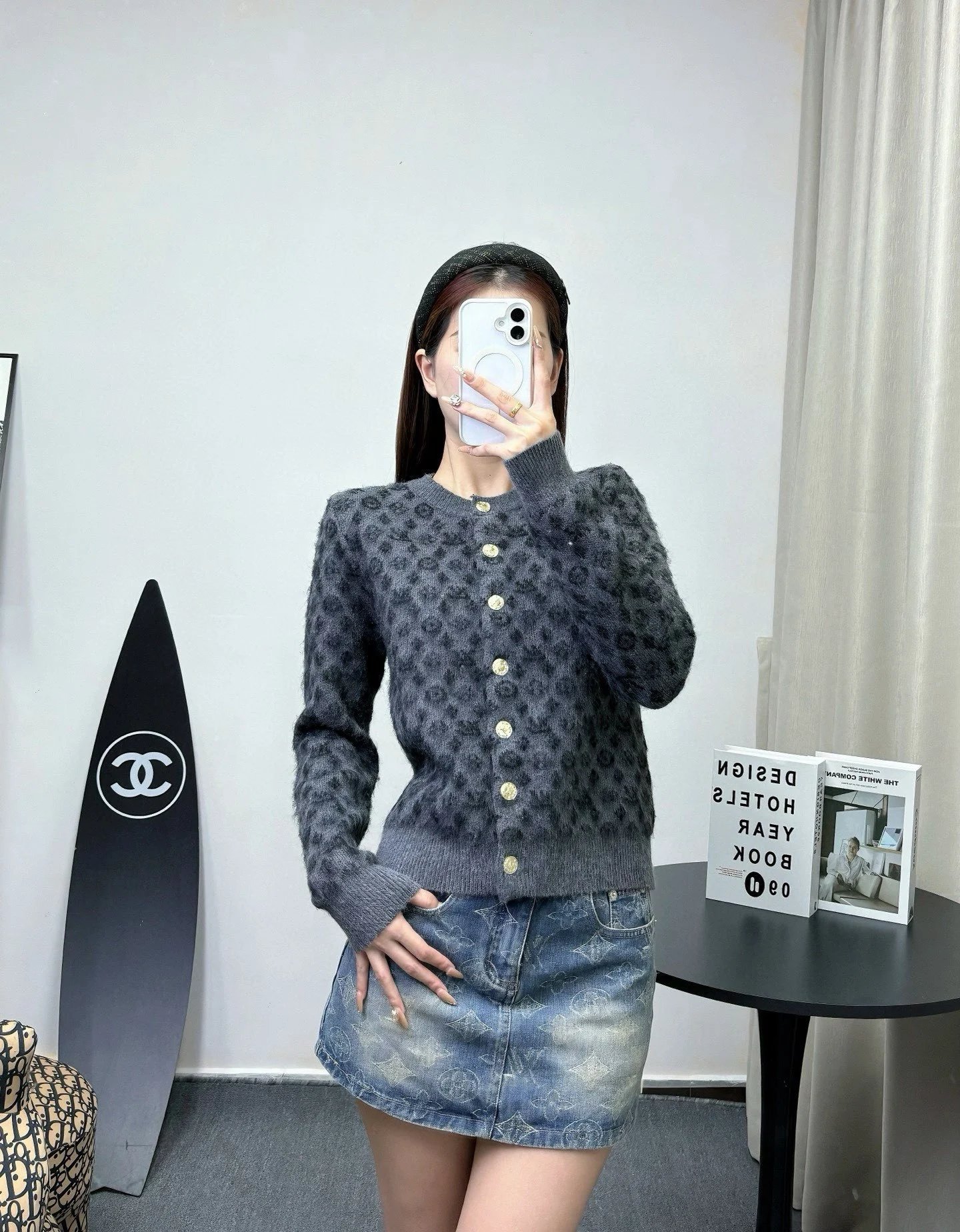 Louis Vuitton Monogram Knit Cardigan Beige - 2