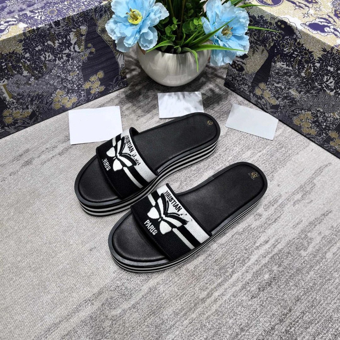 Dior Miss Dior Embroidered Slide Sandals Black - 10