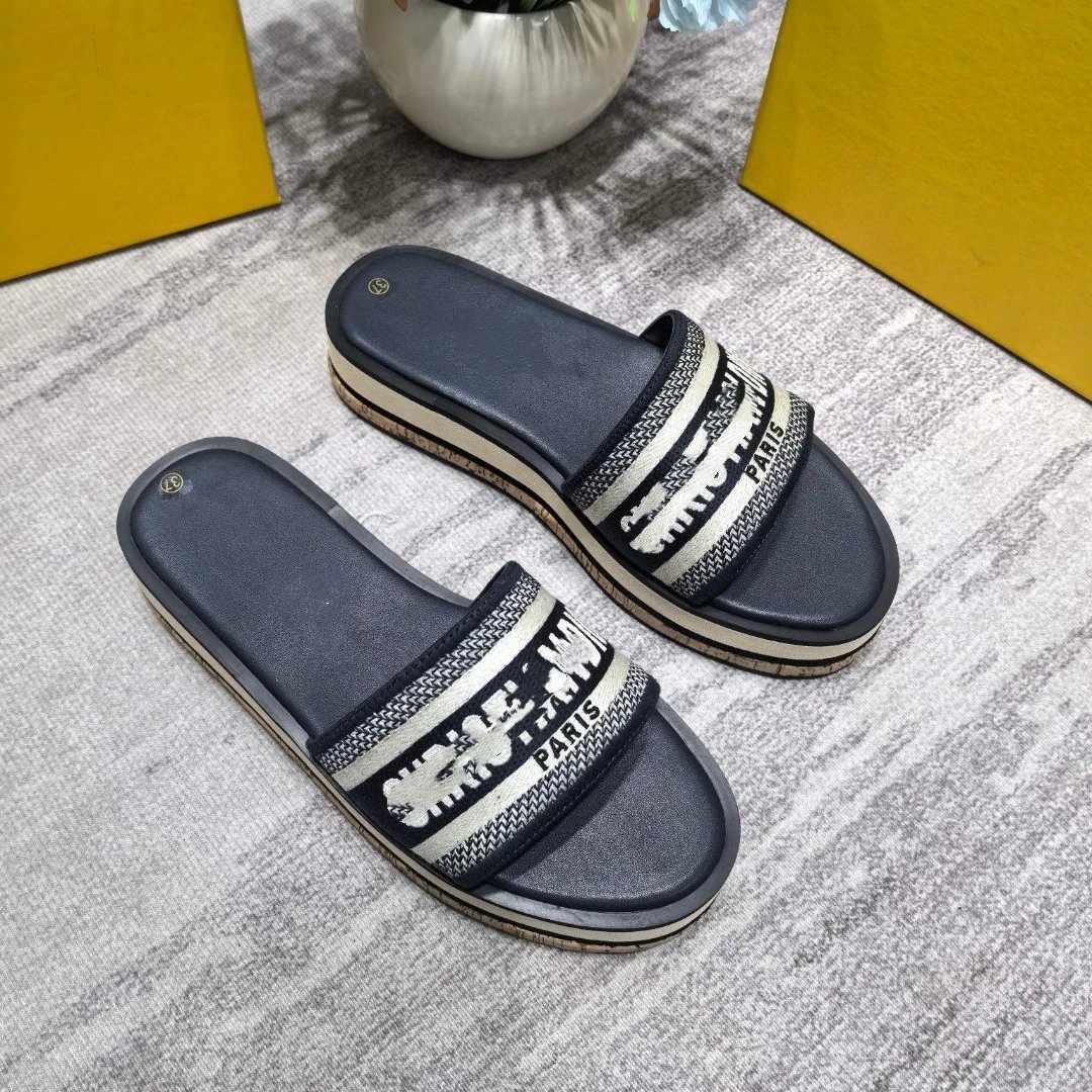 Dior Sandals Embroidered Strap Platform Slide image 3