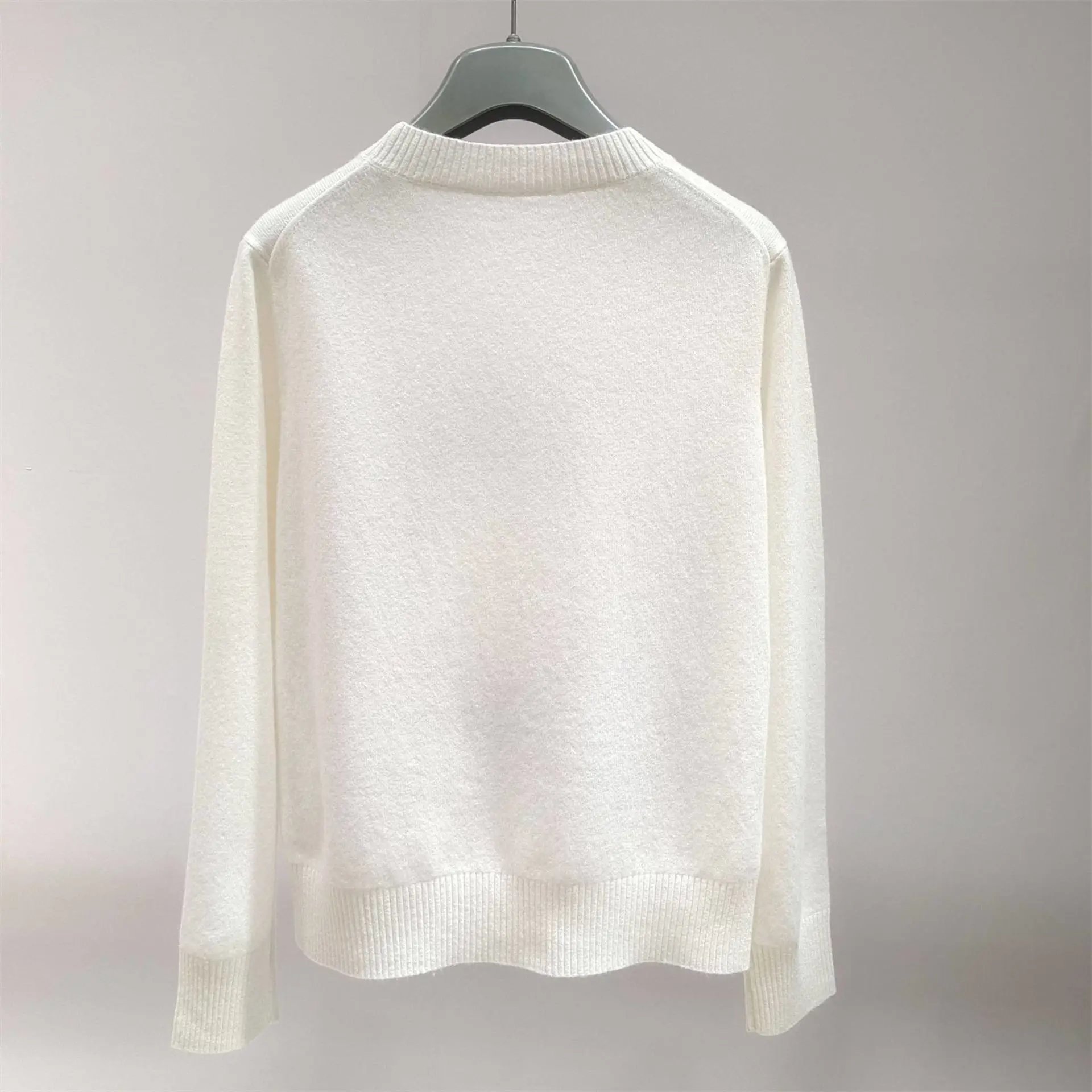 Embroidered Floral Circle Motif White Knit Sweater - 9