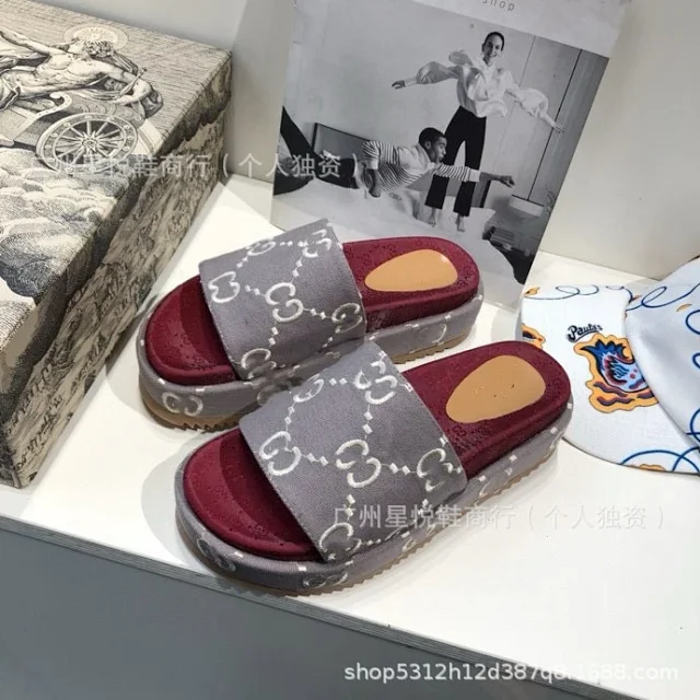 Gucci Slippers GG monogram platform slide product detail image 4