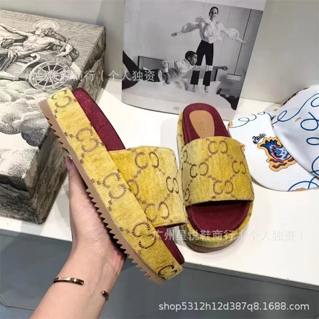 Gucci Slippers GG monogram platform slide product detail image 20