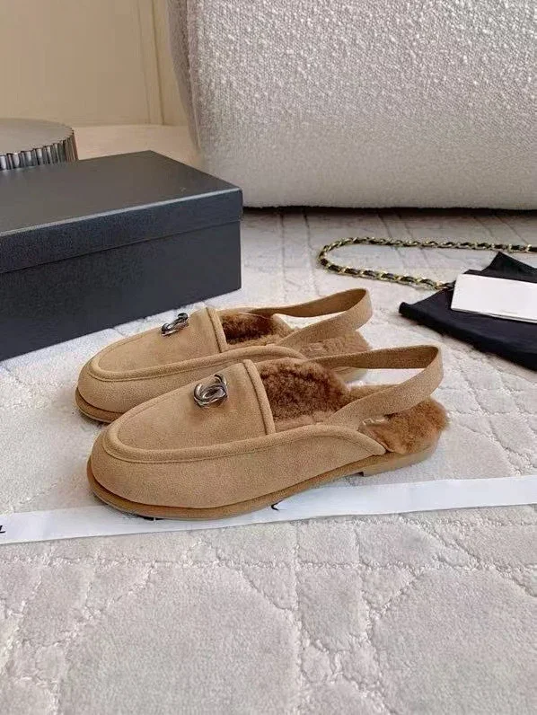 Chanel Casual Shoes Shearling-Lined Slingback Loafers with CC Hardware product detail image 4