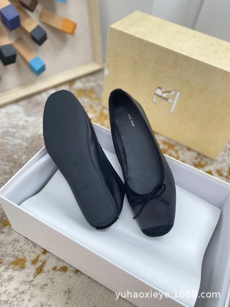 Rochas Ballet Flats Black Leather Shoes - 13