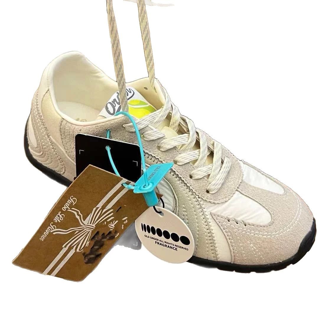 OORER Sneakers Turbo Lite Runner low-top with contrast stitching and detachable charms image 5