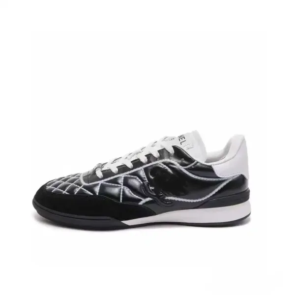 Maison Margiela Tabi Sneaker Black and White Quilted Leather Sneakers - 1