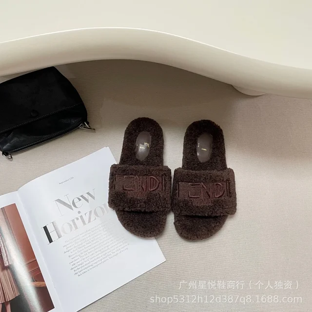 Fendi Slippers Shearling Logo Strap product detail image 7