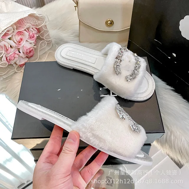 Unbranded Slippers Faux-Fur Rhinestone Buckle Slide product detail image 2