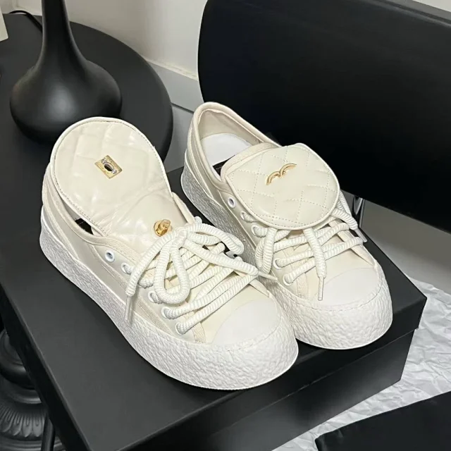 Chanel Sneakers Quilted Flap Platform product detail image 4
