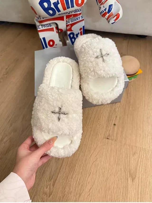 Unbranded Slippers Faux-Fur Open-Toe with Cross Charm product detail image 4