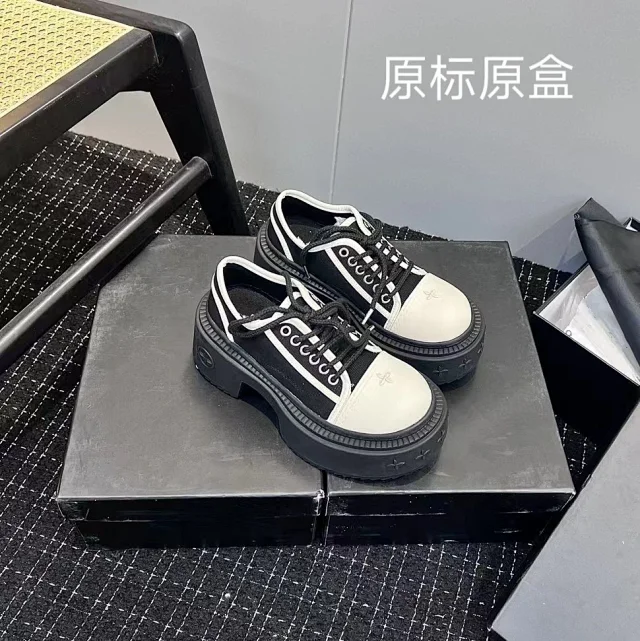 Unbranded Casual Shoes Platform Lace-Up with Cross Embellishments product detail image 4