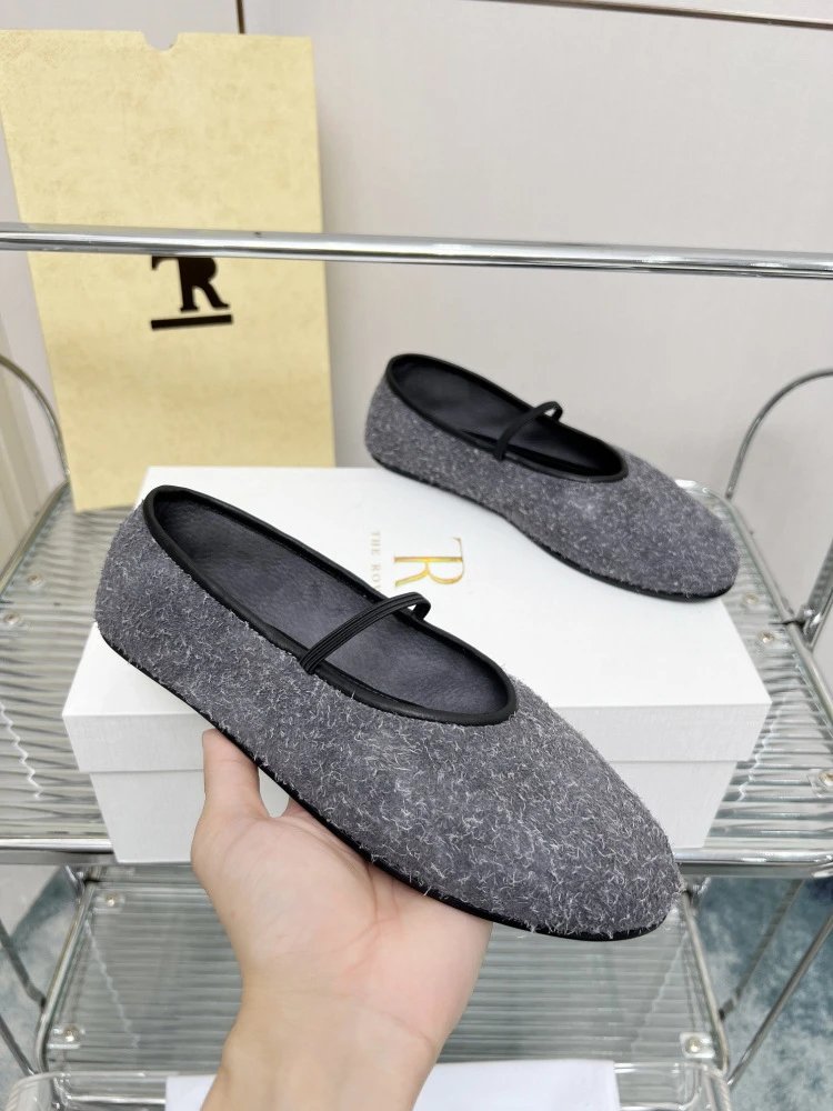 Maison Margiela Tabi Mary Jane Gray Wool-Blend Flat Shoes - 6