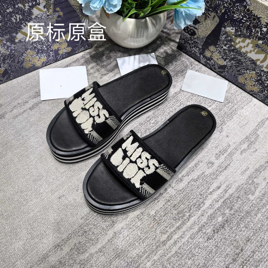 Dior Miss Dior Embroidered Slide Sandals Black - 9