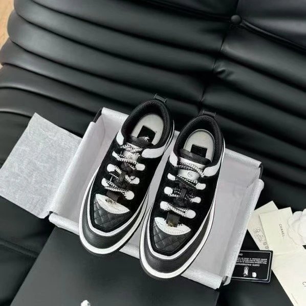 Chanel Sneakers Low-Top Lace-Up Quilted image 4