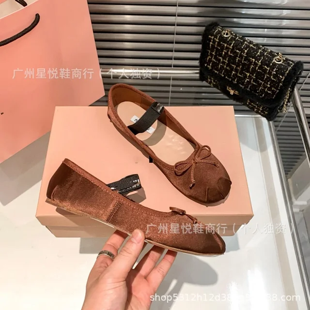 Miu Casual Shoes Bow Mary Jane Ballet Flats product detail image 3