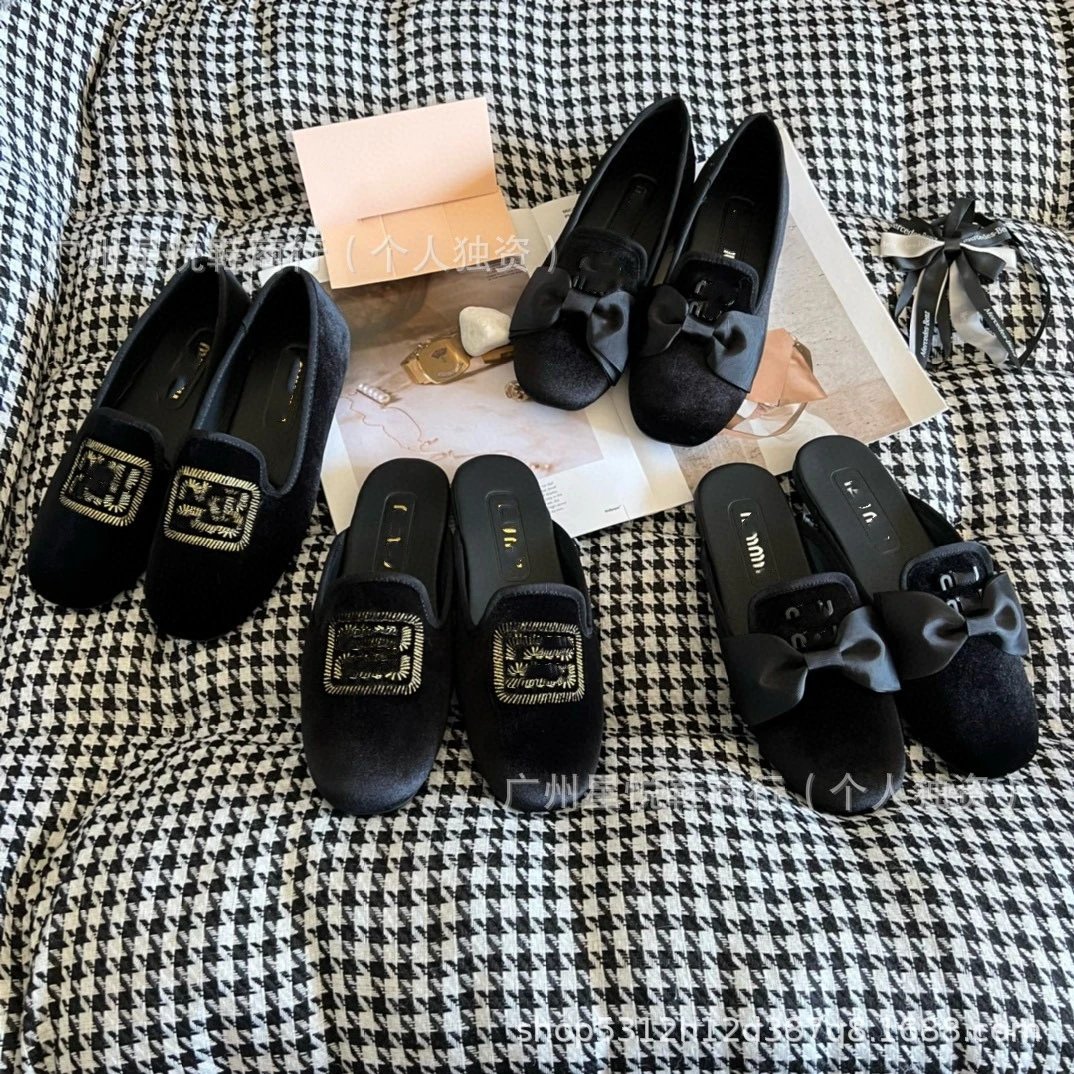 Black Bow-Embellished Loafers - 2
