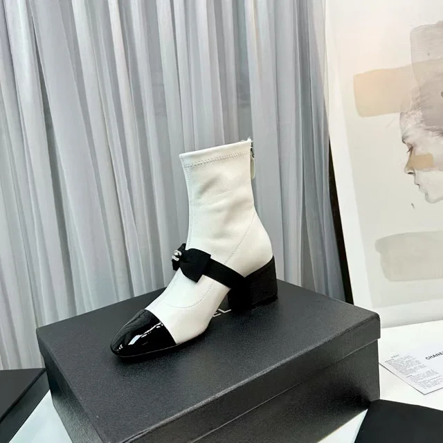 Chanel Boots Ankle with Bow Detail, Cap Toe and Block Heel product detail image 7