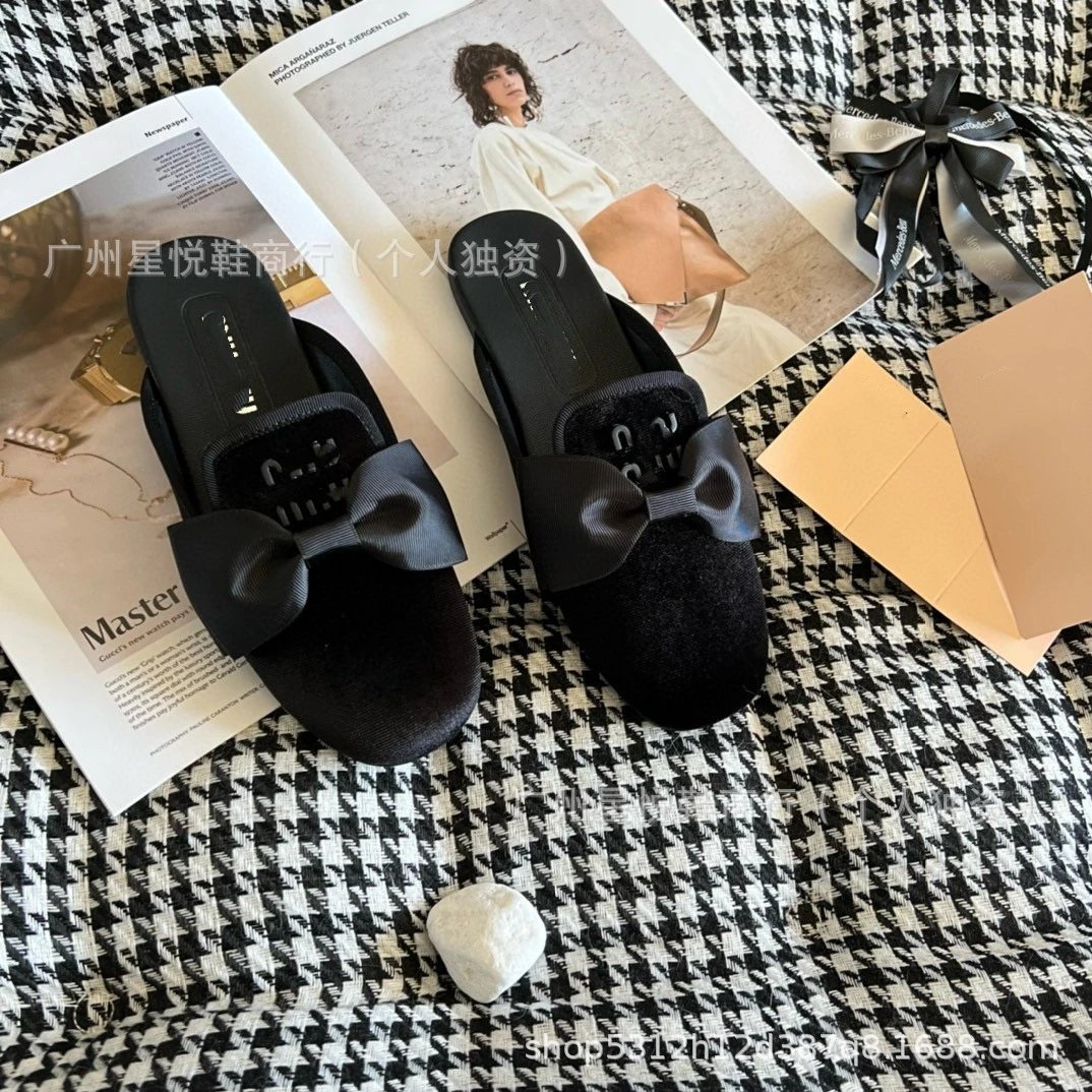 Black Bow-Embellished Loafers - 7