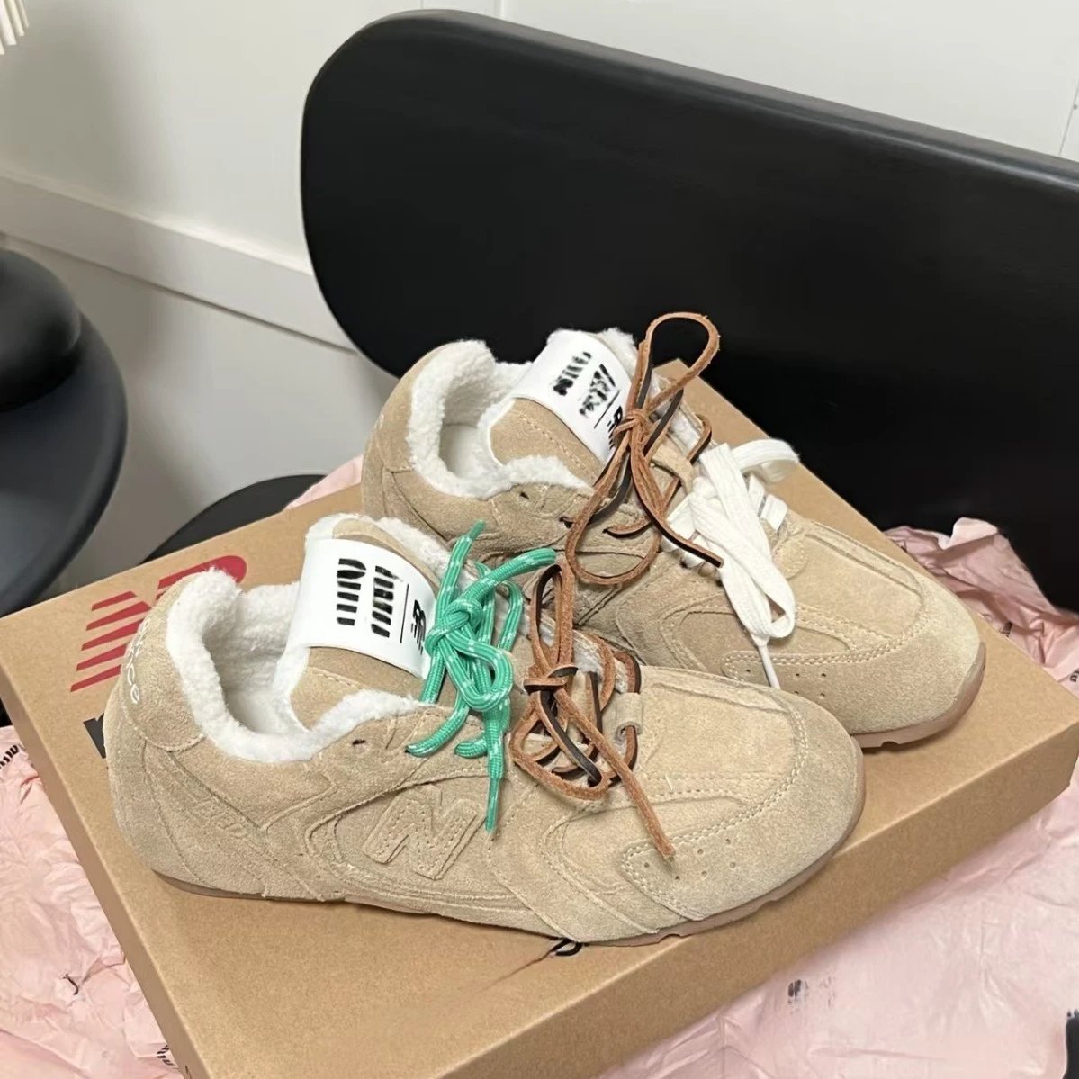Miu Sneakers 530 SL Shearling-Lined image 4