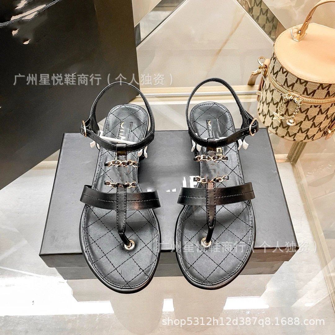 Chanel CC Logo Quilted White Thong Sandals - 6