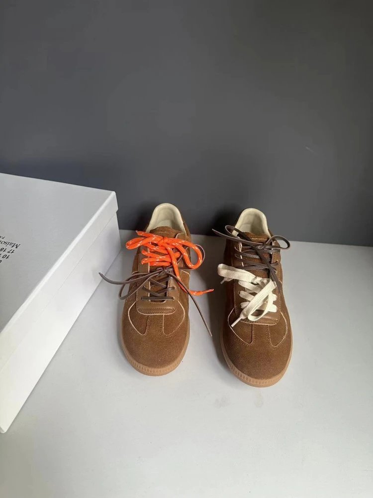 Maison Margiela Replica Sneakers Brown Suede with Contrasting Laces Sneakers - 11