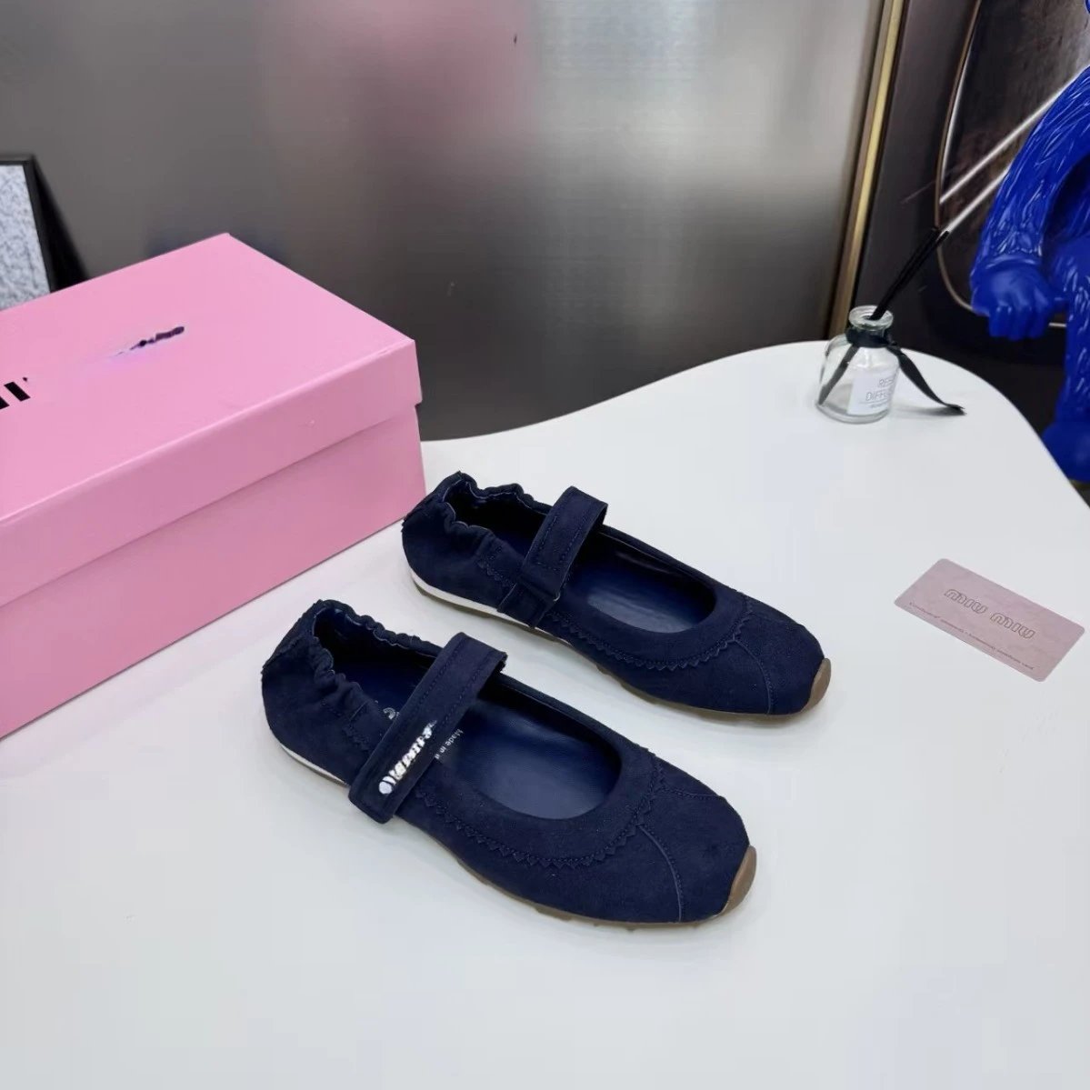 Miu Leather Shoes Mary Jane ballet flats with hook-and-loop strap and scalloped trim image 1