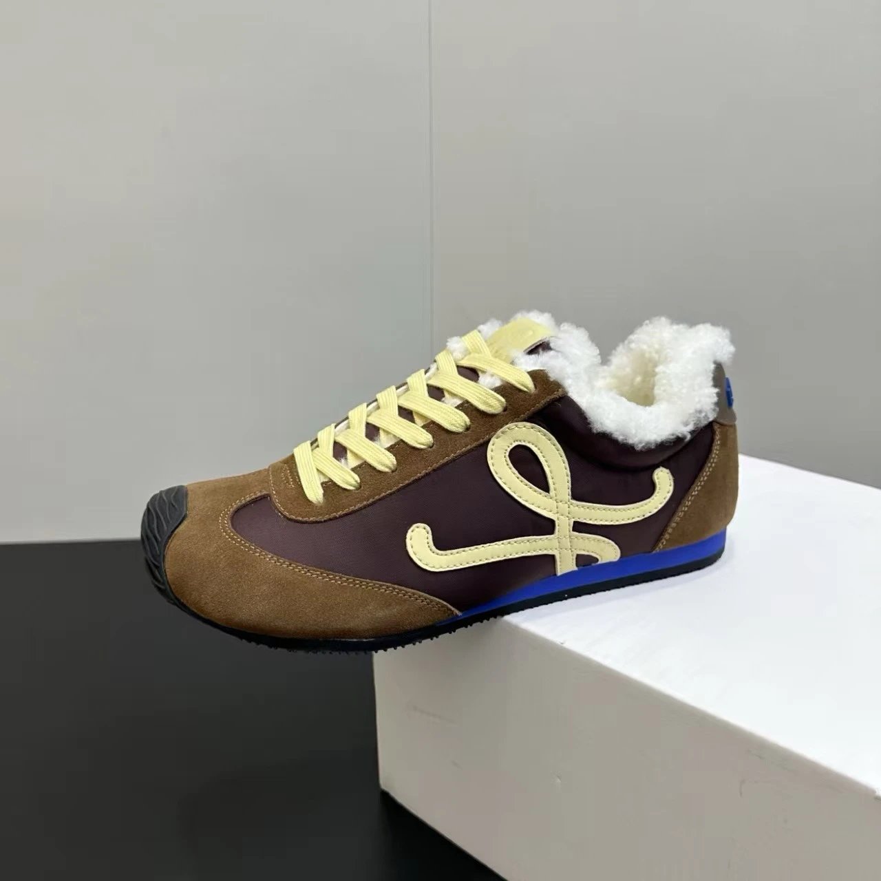 Loewe Puzzle Runner White Shearling-Trimmed Sneakers - 8