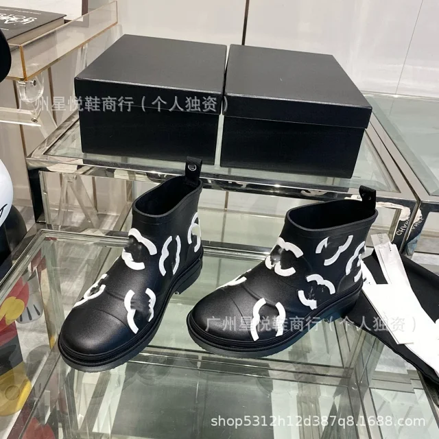 Unbranded Boots Printed ankle rain with platform sole product detail image 8