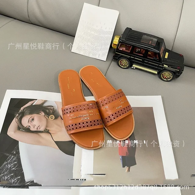 Dior Slippers Perforated Logo Strap Slide product detail image 10