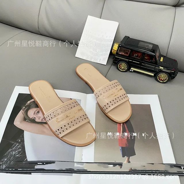Dior Slippers Perforated Logo Strap Slide product detail image 5
