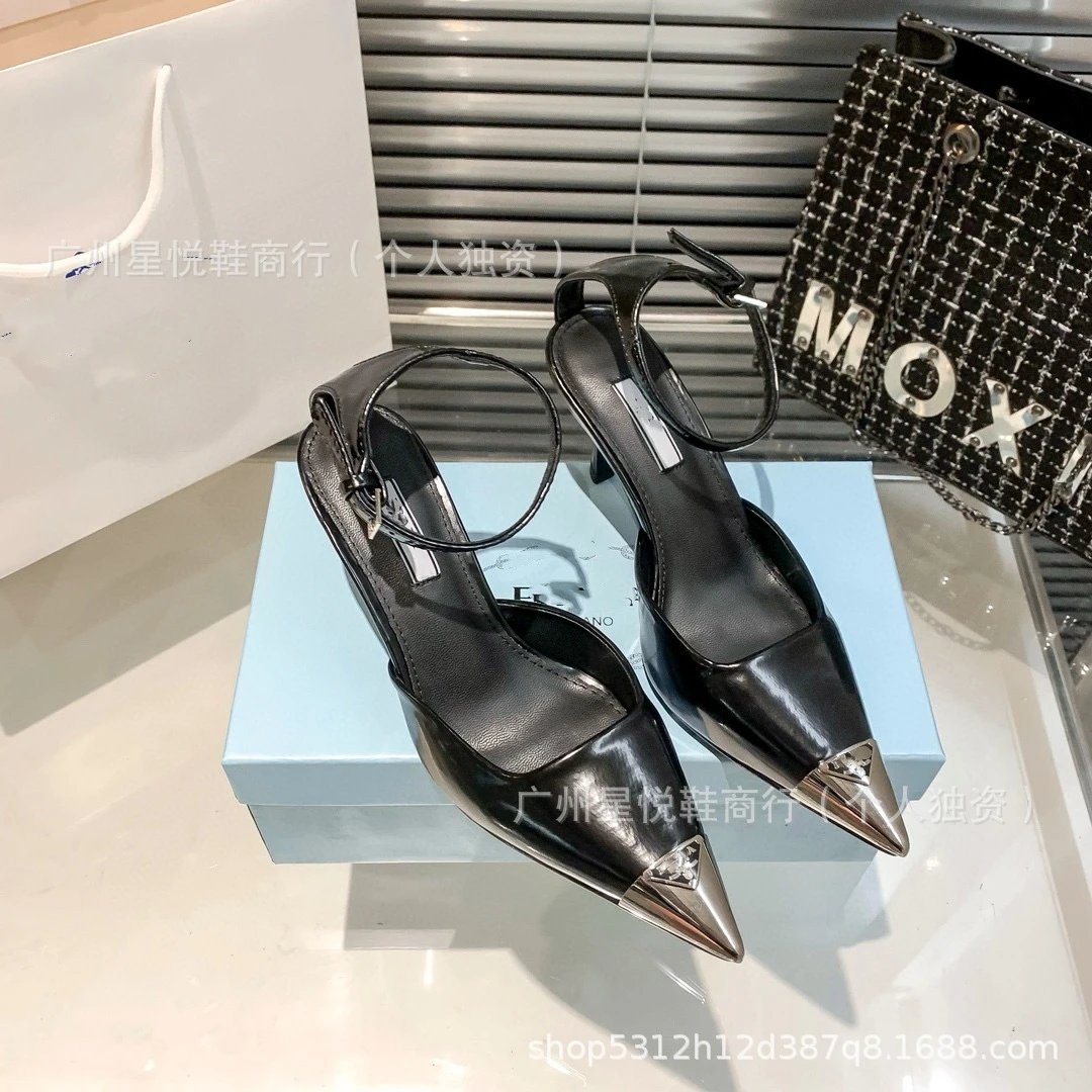 Prada Re-Edition 2005 Pointed-Toe Slingback Heels Black - 3