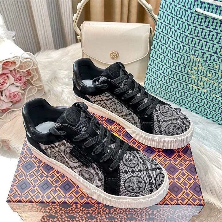 Tory Burch Sneakers Monogram Lace-Up Low-Top image 3