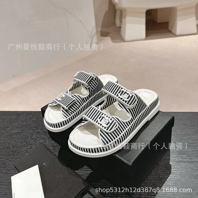 Chanel Slippers Quilted Double-Strap Bow Slide Sandals product detail image 19