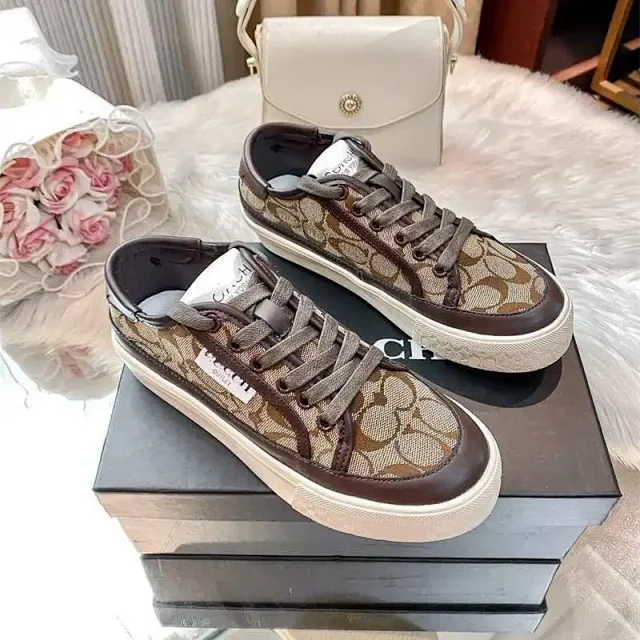 Tory Burch Sneakers Monogram Lace-Up Low-Top product detail image 4