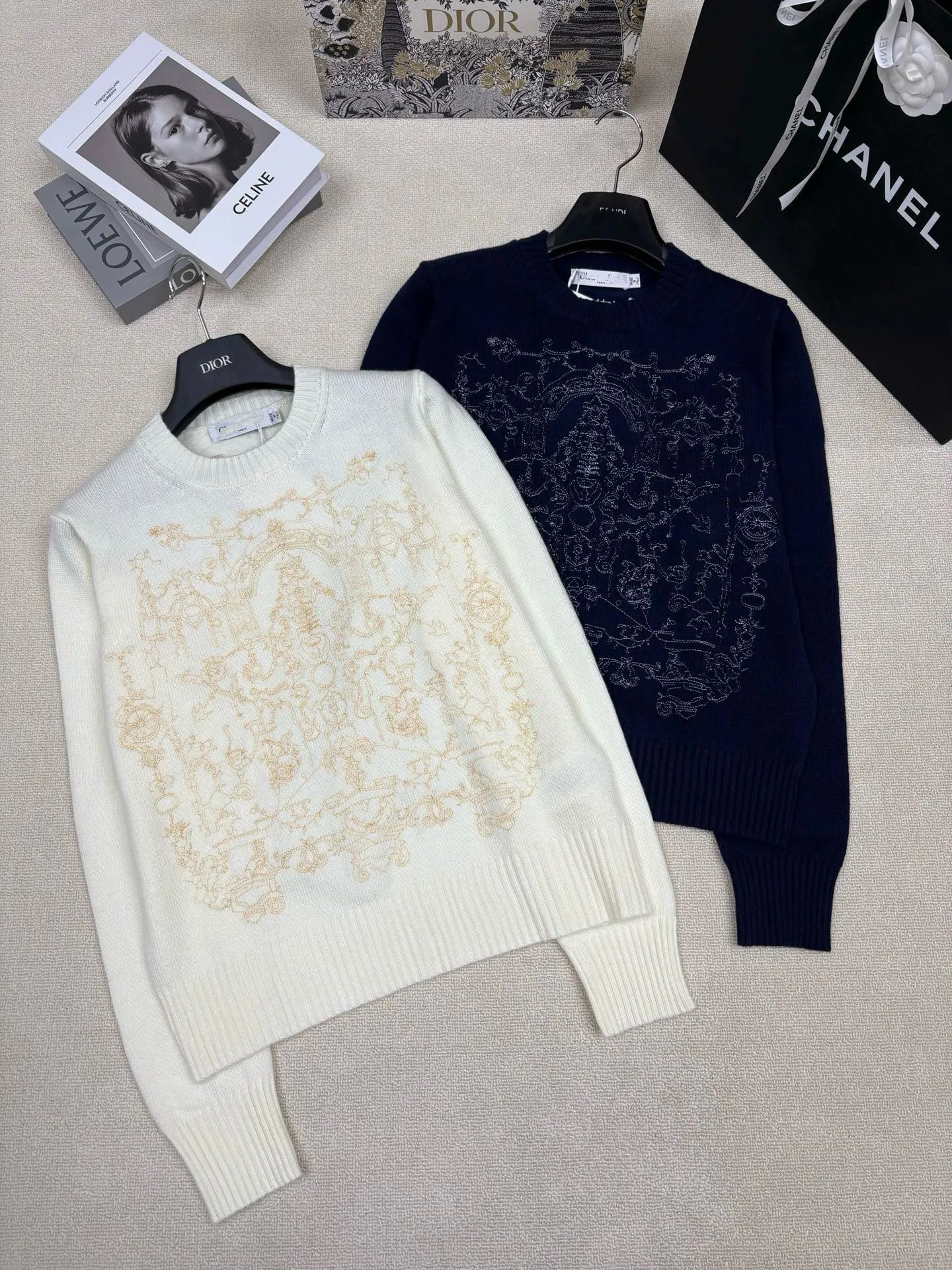 Dior Oblique Embroidered Sweater in Ivory and Navy - 4