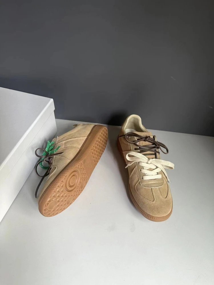 Maison Margiela Replica Sneakers Brown Suede with Contrasting Laces Sneakers - 20