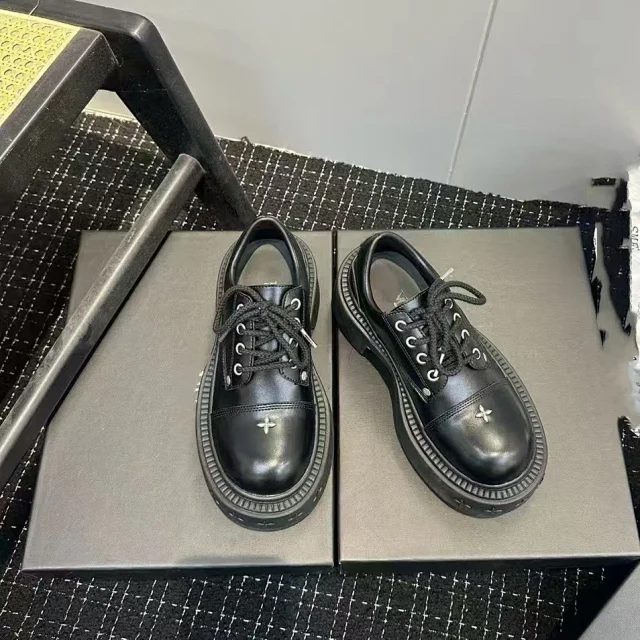 Unbranded Casual Shoes Platform Lace-Up with Cross Embellishments product detail image 2