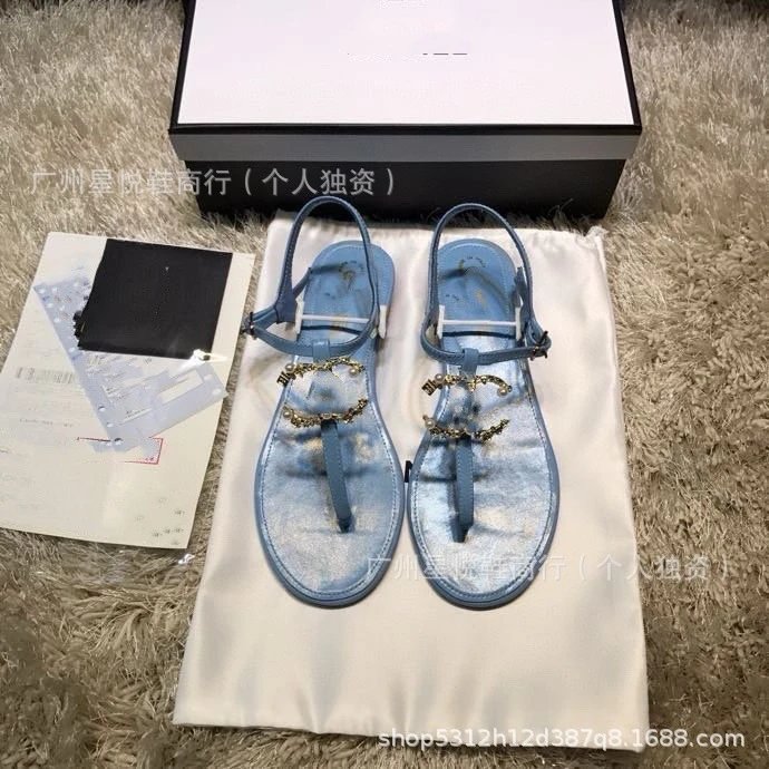 Chanel-Inspired CC Logo Thong Sandals Black Gold Sandals - 6
